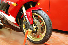 Yamaha R6 Motorcycle alloy wheels custom sprayed in Mars gold
