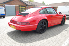 Porsche 964 with Matt black cup 2 wheels